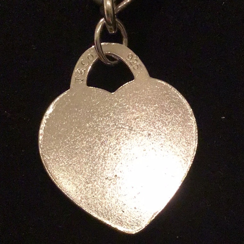 Tiffany &Co XLARGE HEART Bracelet - Picture 4 of 7